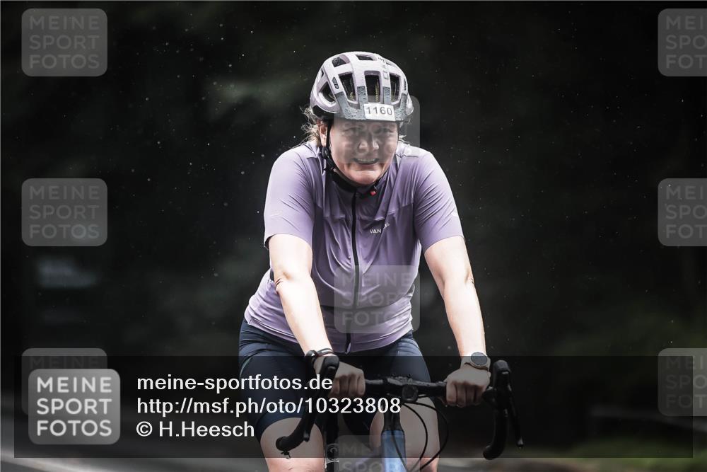 13.09.2026 - Stadtparktriathlon H.Heesch http://msf.ph/oto/10323808 13.09.2026 12:41:10 Radfahren 1160, 1191, 1205, 1241, 1244 meine-sportfotos.de