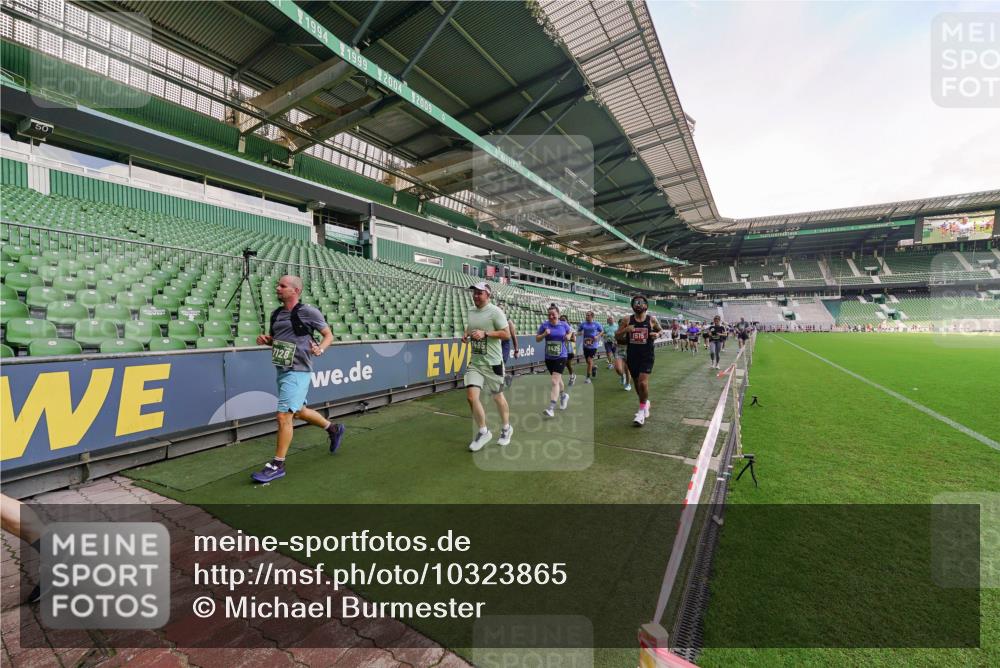 13.09.2026 - 21. swb-Marathon Bremen Michael Burmester http://msf.ph/oto/10323865 13.09.2026 13:26:08 Laufen im Stadion 202, 213, 294, 390, 505, 530, 543, 645, 815, 818, 833, 966, 1077, 1283, 1410, 1443, 1459, 1473, 1487, 1491, 1504, 1515, 1530, 1561, 1618, 1744, 1828, 1830, 1953, 2058, 2059, 2267, 2271, 2273, 2298, 2308, 2309, 2354, 2382, 2384, 2428, 2506, 2508, 2542, 2554, 2558, 2576, 2582, 2591, 2592, 2656, 2675, 2752, 2762, 2817, 2833, 2878, 2896, 2965, 2970, 2981, 3005, 3047, 3062, 3084, 3097, 3142, 3172, 3211, 3259, 3329, 3359, 3390, 3433, 3629 meine-sportfotos.de
