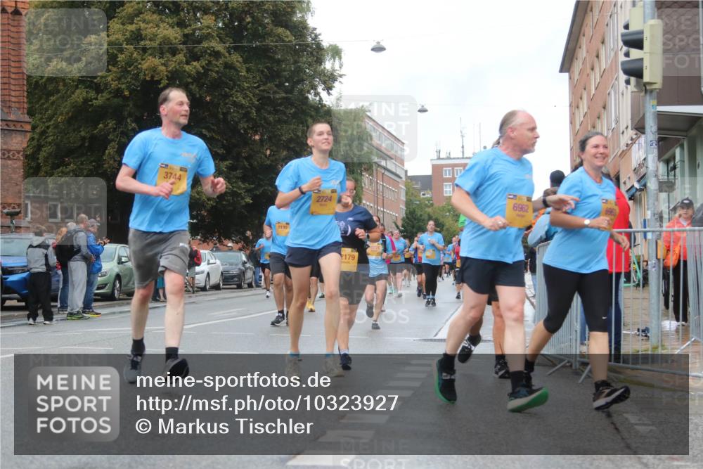 13.09.2026 - Kiel Lauf Markus Tischler http://msf.ph/oto/10323927 13.09.2026 11:01:33 Fleethörn 3744, 9180, 2724, 2179, 6962 meine-sportfotos.de