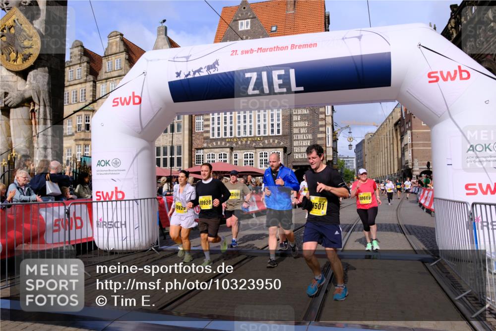 13.09.2026 - 21. swb-Marathon Bremen Tim E. http://msf.ph/oto/10323950 13.09.2026 10:59:59 Ziel 10147, 10236, 10355, 10669, 10745, 10928, 10929, 11054, 11056, 11089, 11194, 11207, 11419, 11501, 11519, 11594, 11803, 12138, 12242, 12243, 12480, 12481, 12527 meine-sportfotos.de