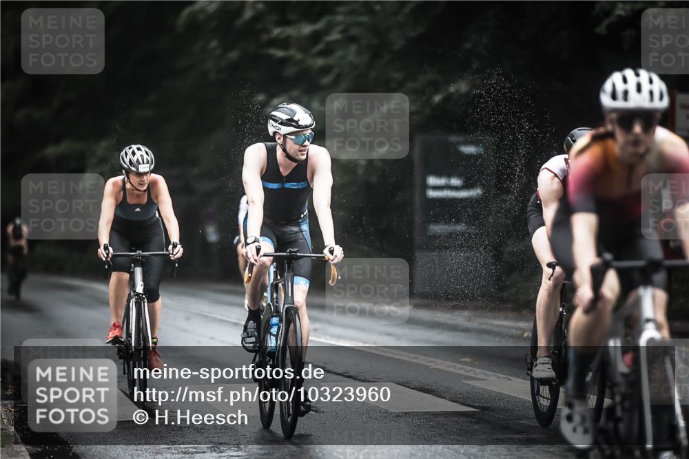 13.09.2026 - Stadtparktriathlon H.Heesch http://msf.ph/oto/10323960 13.09.2026 12:41:29 Radfahren 1093, 1099, 1131, 1143, 1187, 1224, 1235 meine-sportfotos.de