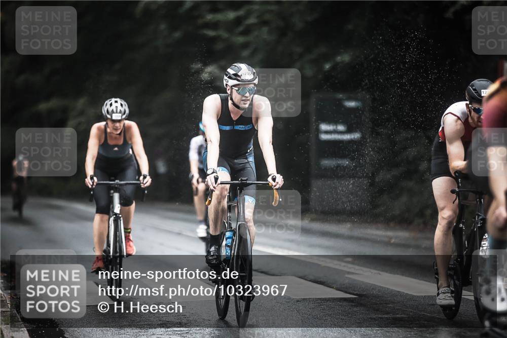 13.09.2026 - Stadtparktriathlon H.Heesch http://msf.ph/oto/10323967 13.09.2026 12:41:29 Radfahren 1093, 1099, 1131, 1143, 1187, 1224, 1235 meine-sportfotos.de