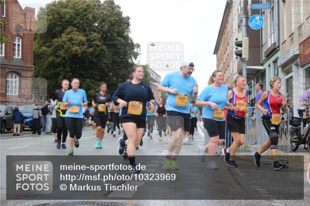 13.09.2026 - Kiel Lauf Markus Tischler http://msf.ph/oto/10323969 13.09.2026 11:01:45 Fleethörn 1906, 10138, 8835, 7686, 3336, 9818, 12252 meine-sportfotos.de