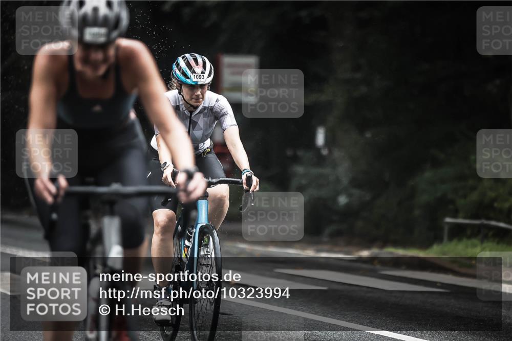 13.09.2026 - Stadtparktriathlon H.Heesch http://msf.ph/oto/10323994 13.09.2026 12:41:30 Radfahren 1086, 1093, 1099, 1131, 1143, 1187, 1224, 1235 meine-sportfotos.de