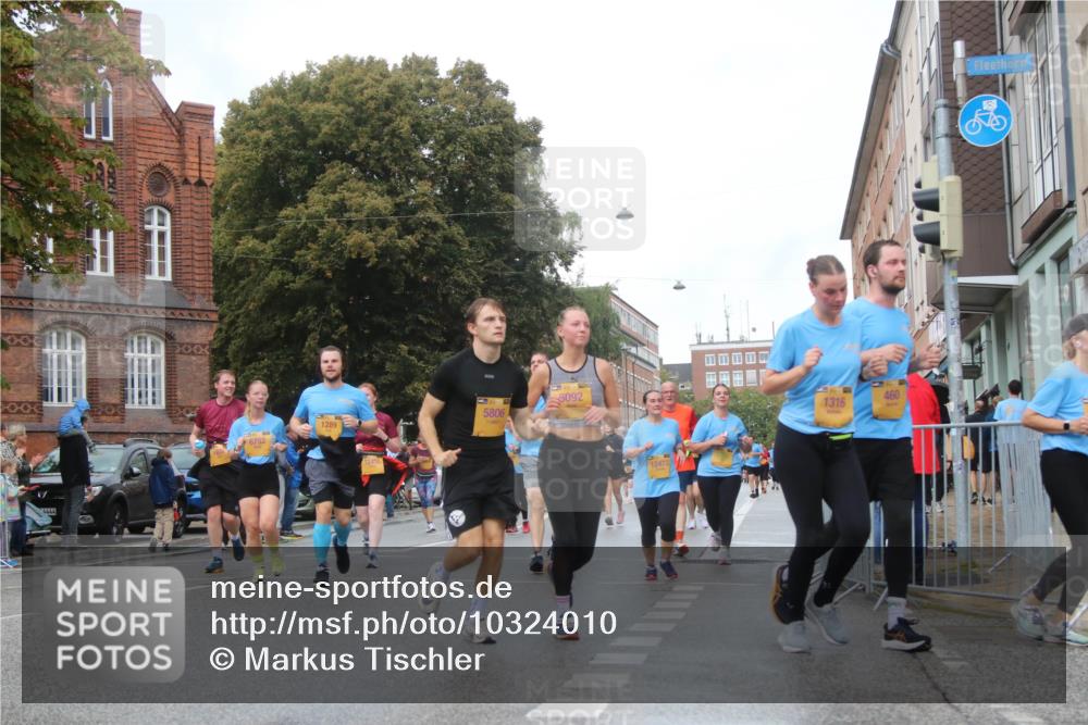 13.09.2026 - Kiel Lauf Markus Tischler http://msf.ph/oto/10324010 13.09.2026 11:01:49 Fleethörn 4444, 1289, 6752, 5806, 6092, 12472, 1316, 460 meine-sportfotos.de