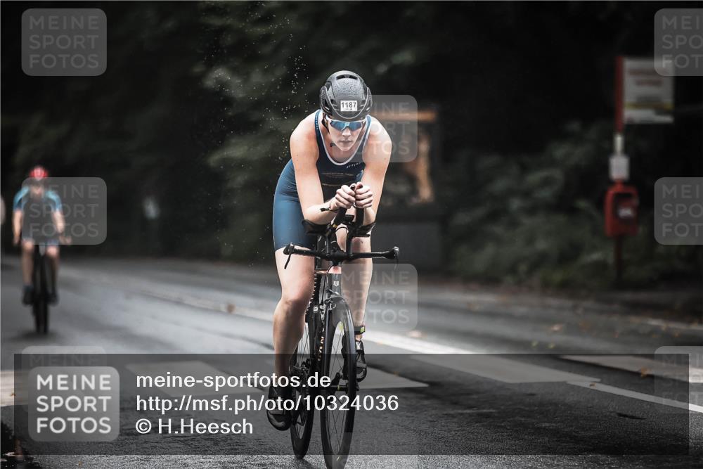 13.09.2026 - Stadtparktriathlon H.Heesch http://msf.ph/oto/10324036 13.09.2026 12:41:34 Radfahren 1086, 1093, 1099, 1131, 1187, 1224, 1235, 1249 meine-sportfotos.de