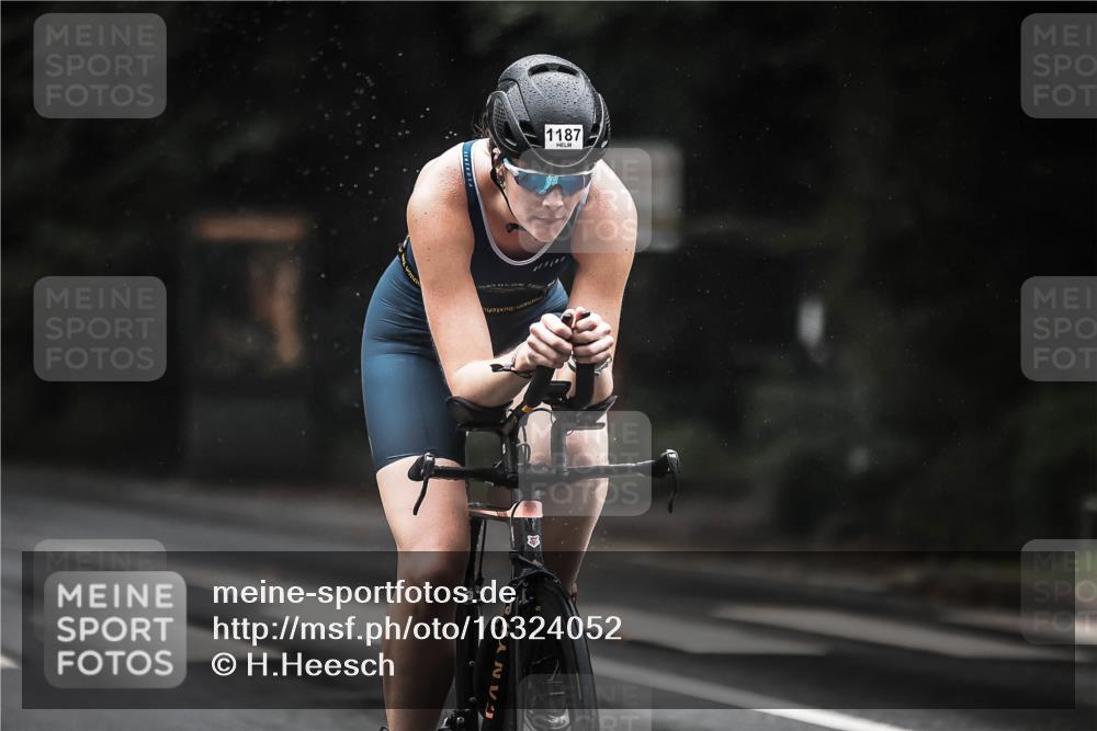 13.09.2026 - Stadtparktriathlon H.Heesch http://msf.ph/oto/10324052 13.09.2026 12:41:35 Radfahren 1086, 1093, 1099, 1187, 1249, 1264 meine-sportfotos.de