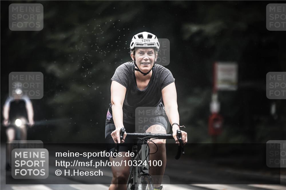 13.09.2026 - Stadtparktriathlon H.Heesch http://msf.ph/oto/10324100 13.09.2026 12:41:39 Radfahren 1058, 1085, 1086, 1094, 1187, 1243, 1249, 1264 meine-sportfotos.de