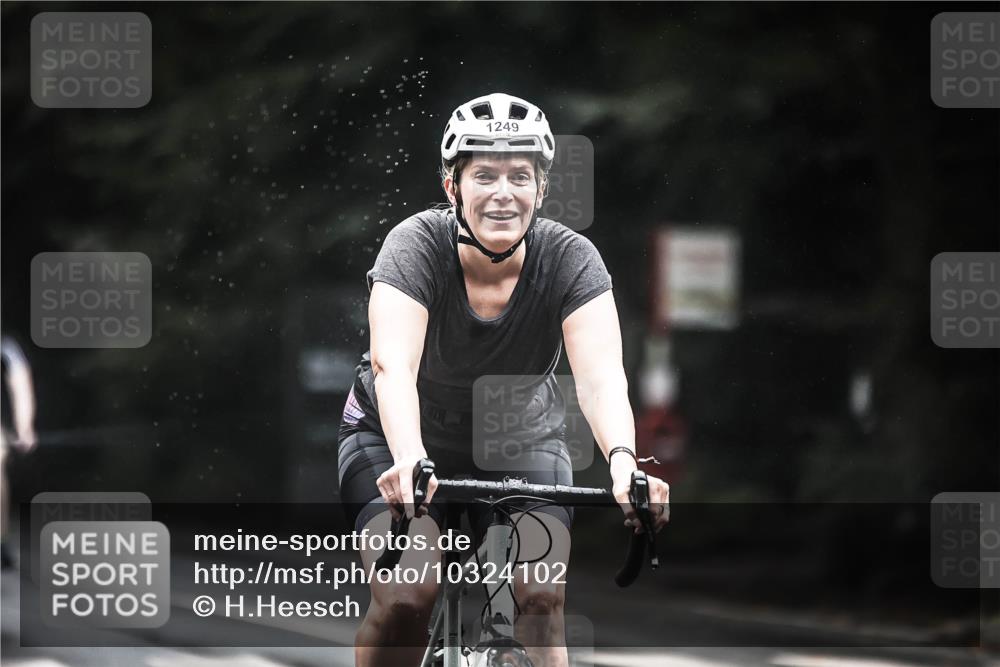 13.09.2026 - Stadtparktriathlon H.Heesch http://msf.ph/oto/10324102 13.09.2026 12:41:39 Radfahren 1058, 1085, 1086, 1094, 1187, 1243, 1249, 1264 meine-sportfotos.de
