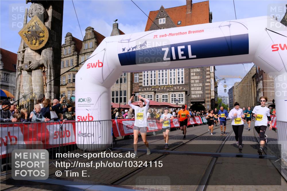 13.09.2026 - 21. swb-Marathon Bremen Tim E. http://msf.ph/oto/10324115 13.09.2026 11:00:03 Ziel 10236, 10355, 10669, 10691, 10928, 10929, 11054, 11056, 11089, 11194, 11419, 11427, 11501, 11594, 11637, 11803, 11904, 12138, 12242, 12243, 12388, 12480, 12527 meine-sportfotos.de