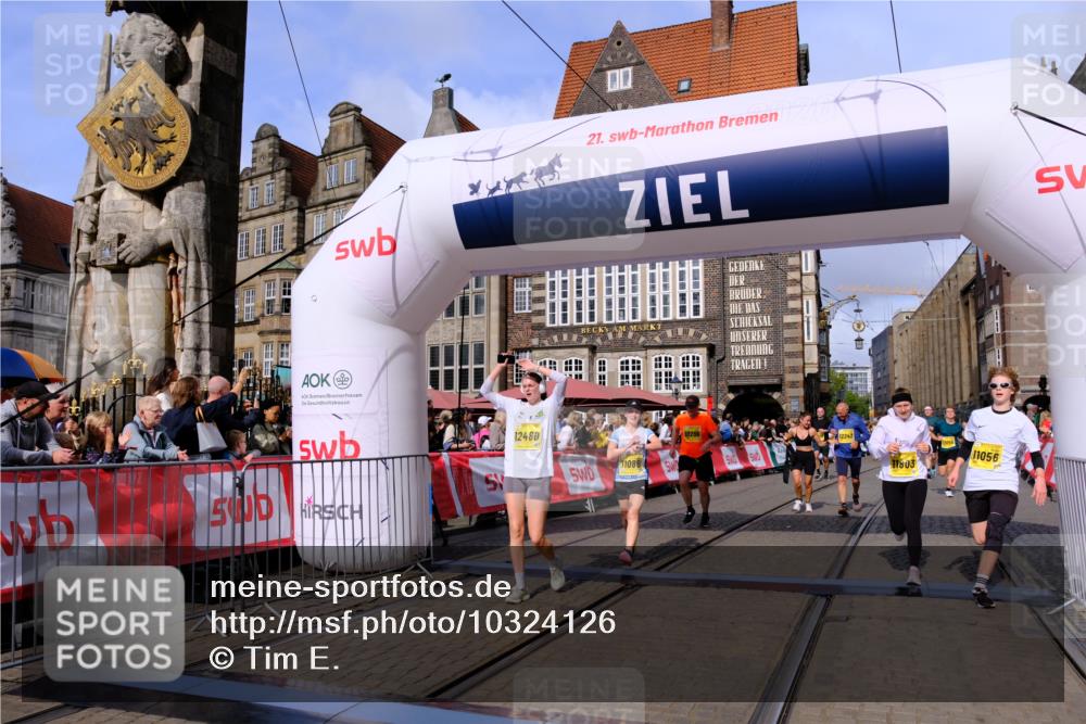 13.09.2026 - 21. swb-Marathon Bremen Tim E. http://msf.ph/oto/10324126 13.09.2026 11:00:03 Ziel 10236, 10355, 10669, 10691, 10928, 10929, 11054, 11056, 11089, 11194, 11419, 11427, 11501, 11594, 11637, 11803, 11904, 12138, 12242, 12243, 12388, 12480, 12527 meine-sportfotos.de