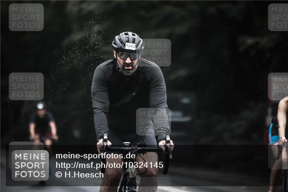 13.09.2026 - Stadtparktriathlon H.Heesch http://msf.ph/oto/10324145 13.09.2026 12:41:43 Radfahren 1058, 1085, 1094, 1145, 1243, 1249, 1264 meine-sportfotos.de