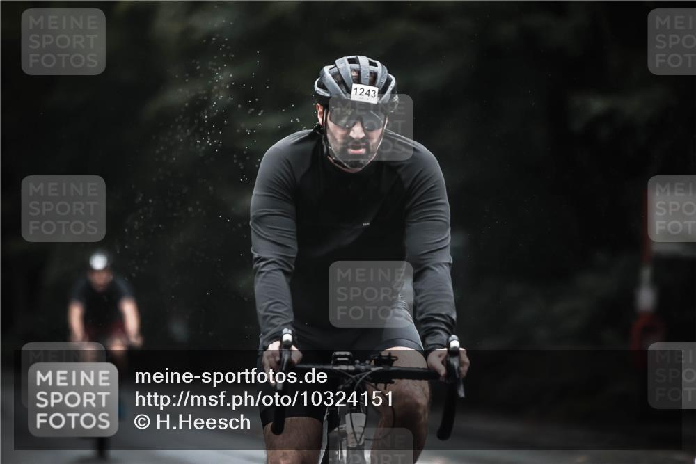 13.09.2026 - Stadtparktriathlon H.Heesch http://msf.ph/oto/10324151 13.09.2026 12:41:43 Radfahren 1058, 1085, 1094, 1145, 1243, 1249, 1264 meine-sportfotos.de