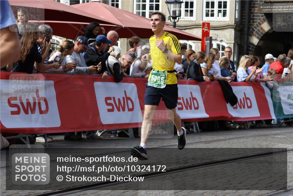 13.09.2026 - 21. swb-Marathon Bremen Strokosch-Dieckow http://msf.ph/oto/10324172 13.09.2026 13:10:40 Ziel 604, 640, 957, 1277, 3959, 5532, 8033, 8064, 8709, 384, 1385, 1498, 2347, 4023, 4475, 5155, 5168, 5314, 5387, 7115, 7136, 9659, 13248 meine-sportfotos.de