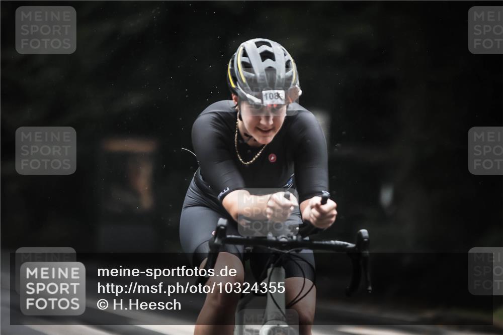13.09.2026 - Stadtparktriathlon H.Heesch http://msf.ph/oto/10324355 13.09.2026 12:42:03 Radfahren 1089, 1107, 1161, 1184, 1196, 1210, 1253, 1276, 1284, 1287, 1292, 1293 meine-sportfotos.de