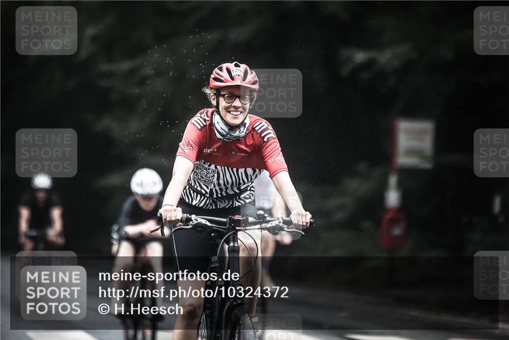 13.09.2026 - Stadtparktriathlon H.Heesch http://msf.ph/oto/10324372 13.09.2026 12:42:05 Radfahren 1089, 1107, 1161, 1184, 1196, 1210, 1276, 1284, 1287, 1292, 1293 meine-sportfotos.de