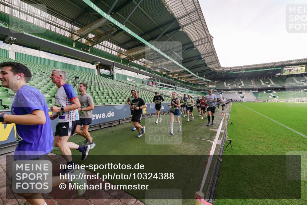 13.09.2026 - 21. swb-Marathon Bremen Michael Burmester http://msf.ph/oto/10324388 13.09.2026 13:27:11 Laufen im Stadion 186, 202, 357, 364, 390, 530, 597, 645, 726, 833, 888, 1077, 1283, 1412, 1473, 1487, 1530, 1608, 1618, 1700, 1744, 1769, 1828, 1958, 1961, 1984, 2236, 2273, 2309, 2382, 2384, 2388, 2404, 2428, 2502, 2507, 2508, 2542, 2558, 2576, 2582, 2592, 2656, 2675, 2725, 2748, 2817, 2875, 2876, 2923, 2965, 2970, 3045, 3047, 3050, 3062, 3073, 3084, 3097, 3172, 3184, 3219, 3359, 3433, 3540, 3592, 3629, 3756, 3885, 3907, 3978, 4457, 4660 meine-sportfotos.de