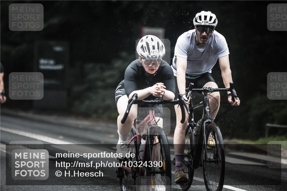 13.09.2026 - Stadtparktriathlon H.Heesch http://msf.ph/oto/10324390 13.09.2026 12:42:06 Radfahren 1089, 1107, 1161, 1196, 1210, 1276, 1284, 1292, 1293 meine-sportfotos.de