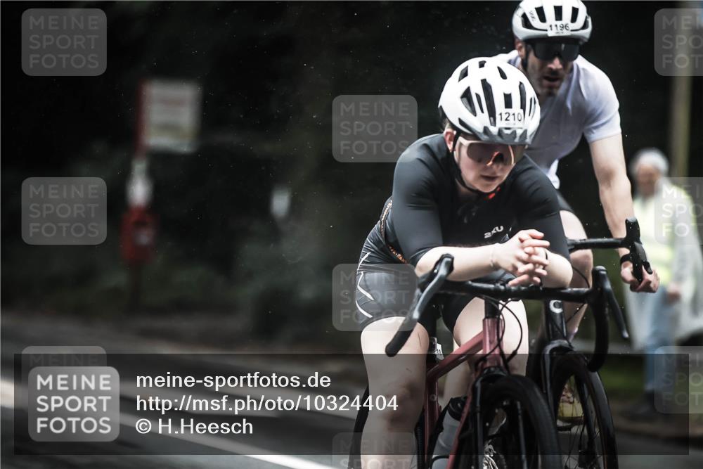 13.09.2026 - Stadtparktriathlon H.Heesch http://msf.ph/oto/10324404 13.09.2026 12:42:06 Radfahren 1089, 1107, 1161, 1196, 1210, 1276, 1284, 1292, 1293 meine-sportfotos.de