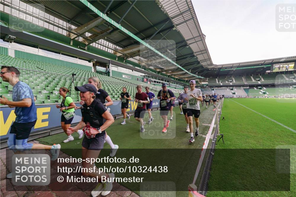 13.09.2026 - 21. swb-Marathon Bremen Michael Burmester http://msf.ph/oto/10324438 13.09.2026 13:27:16 Laufen im Stadion 111, 186, 202, 357, 364, 390, 478, 597, 726, 829, 833, 888, 925, 1077, 1283, 1412, 1473, 1487, 1496, 1530, 1608, 1618, 1700, 1769, 1958, 1961, 1984, 2236, 2273, 2309, 2382, 2384, 2388, 2404, 2428, 2502, 2507, 2508, 2542, 2558, 2576, 2582, 2592, 2656, 2675, 2725, 2748, 2817, 2875, 2876, 2923, 2965, 2970, 3045, 3047, 3050, 3062, 3073, 3084, 3097, 3172, 3184, 3219, 3359, 3433, 3540, 3592, 3629, 3756, 3885, 3907, 3978, 4457, 4660 meine-sportfotos.de
