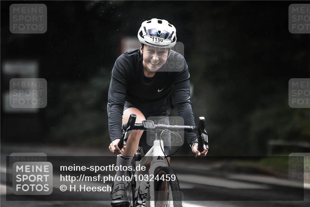 13.09.2026 - Stadtparktriathlon H.Heesch http://msf.ph/oto/10324459 13.09.2026 12:42:17 Radfahren 1150, 1168, 1177, 1288 meine-sportfotos.de