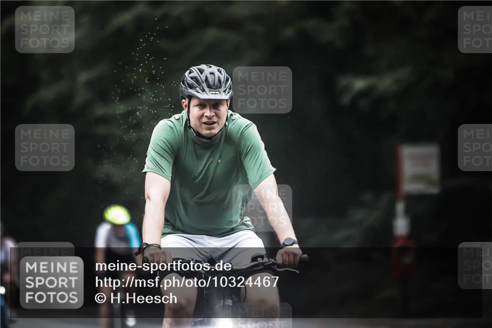 13.09.2026 - Stadtparktriathlon H.Heesch http://msf.ph/oto/10324467 13.09.2026 12:42:18 Radfahren 1150, 1168, 1177, 1288 meine-sportfotos.de