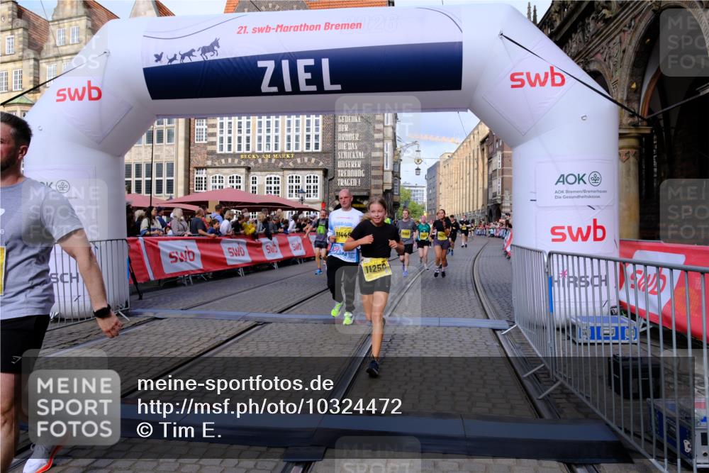 13.09.2026 - 21. swb-Marathon Bremen Tim E. http://msf.ph/oto/10324472 13.09.2026 11:00:16 Ziel 10175, 10236, 10691, 10758, 10867, 11054, 11056, 11071, 11089, 11158, 11159, 11160, 11250, 11259, 11427, 11445, 11453, 11524, 11525, 11528, 11587, 11588, 11589, 11637, 11803, 11879, 11904, 11907, 12123, 12238, 12239, 12242, 12243, 12274, 12388 meine-sportfotos.de