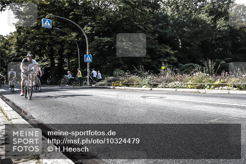 13.09.2026 - Stadtparktriathlon H.Heesch http://msf.ph/oto/10324479 13.09.2026 11:28:16 Radfahren 630, 635, 670, 720, 733, 815 meine-sportfotos.de