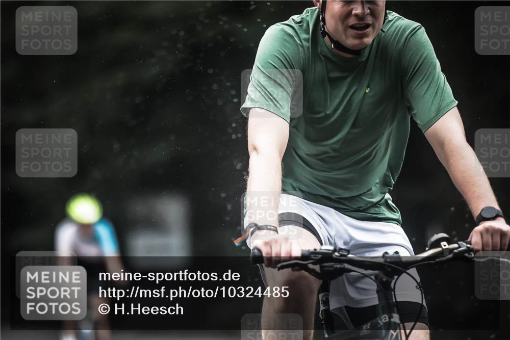 13.09.2026 - Stadtparktriathlon H.Heesch http://msf.ph/oto/10324485 13.09.2026 12:42:18 Radfahren 1150, 1168, 1177, 1288 meine-sportfotos.de