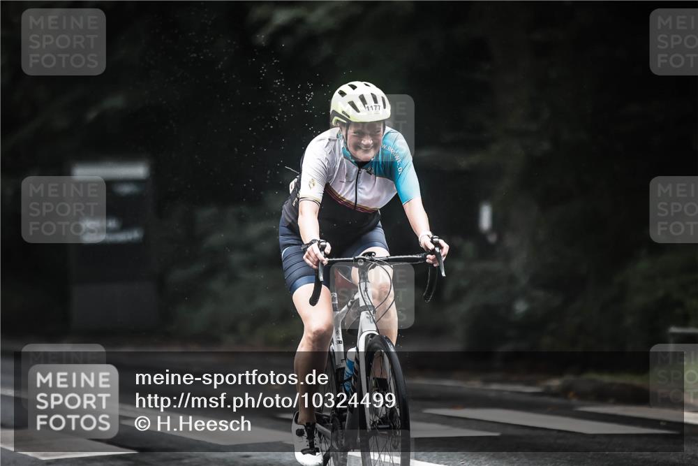 13.09.2026 - Stadtparktriathlon H.Heesch http://msf.ph/oto/10324499 13.09.2026 12:42:19 Radfahren 1144, 1150, 1168, 1177, 1288 meine-sportfotos.de