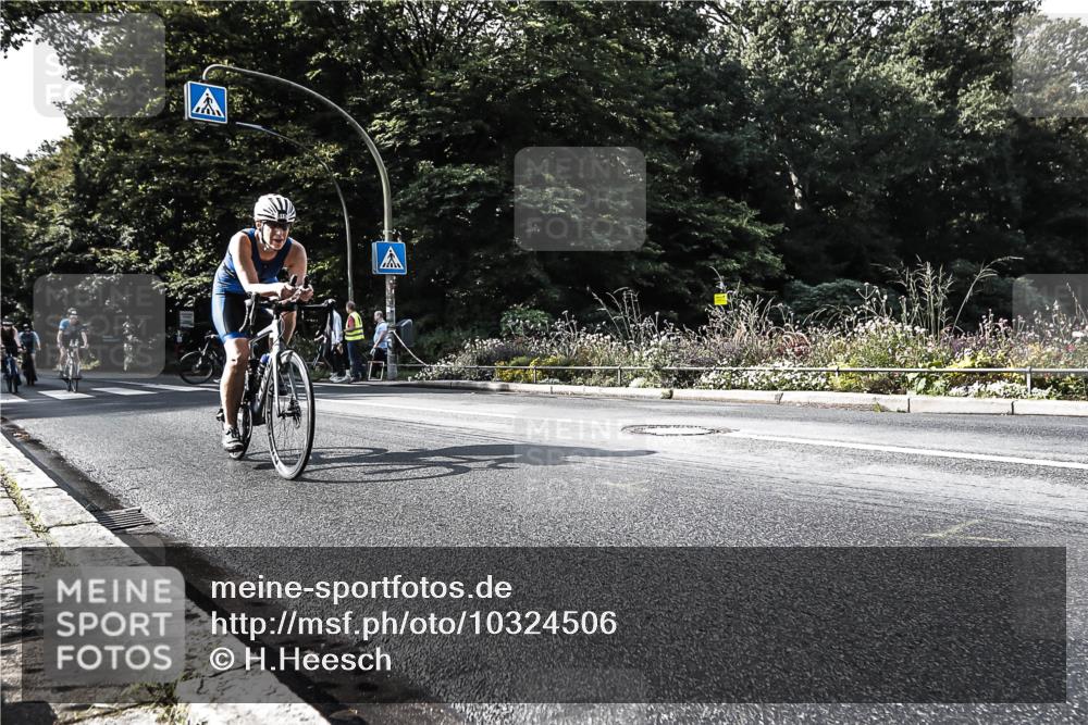 13.09.2026 - Stadtparktriathlon H.Heesch http://msf.ph/oto/10324506 13.09.2026 11:28:18 Radfahren 630, 635, 670, 733, 749, 788, 789, 815 meine-sportfotos.de
