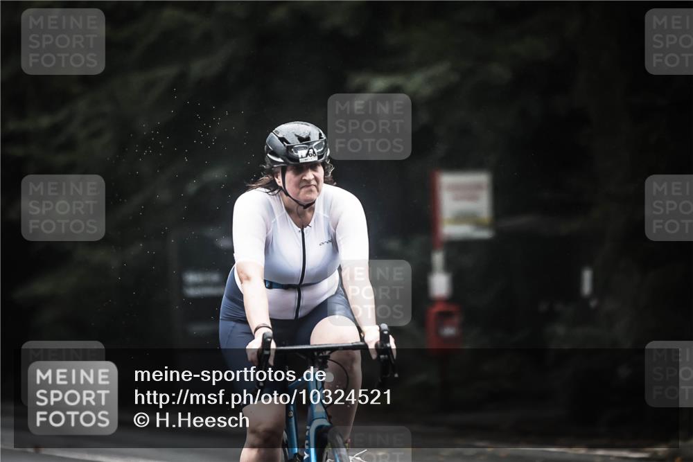 13.09.2026 - Stadtparktriathlon H.Heesch http://msf.ph/oto/10324521 13.09.2026 12:42:21 Radfahren 1100, 1144, 1150, 1168, 1177, 1288 meine-sportfotos.de