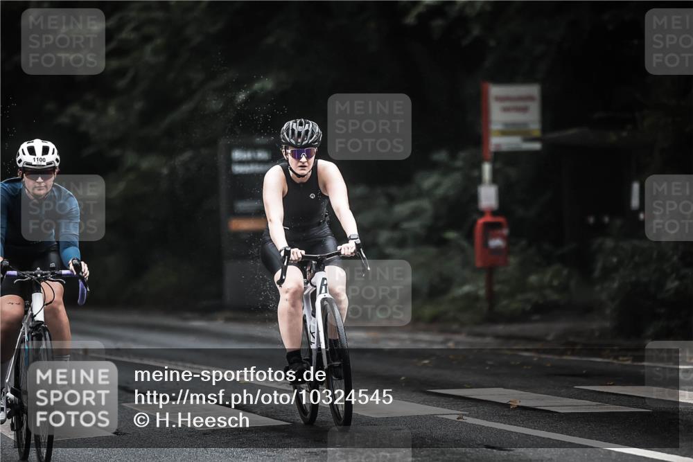 13.09.2026 - Stadtparktriathlon H.Heesch http://msf.ph/oto/10324545 13.09.2026 12:42:25 Radfahren 1100, 1106, 1139, 1144, 1159, 1168, 1177 meine-sportfotos.de