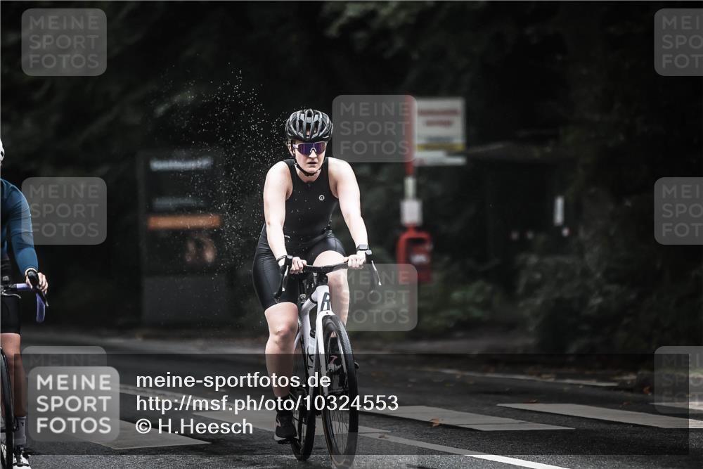 13.09.2026 - Stadtparktriathlon H.Heesch http://msf.ph/oto/10324553 13.09.2026 12:42:25 Radfahren 1100, 1106, 1139, 1144, 1159, 1168, 1177 meine-sportfotos.de