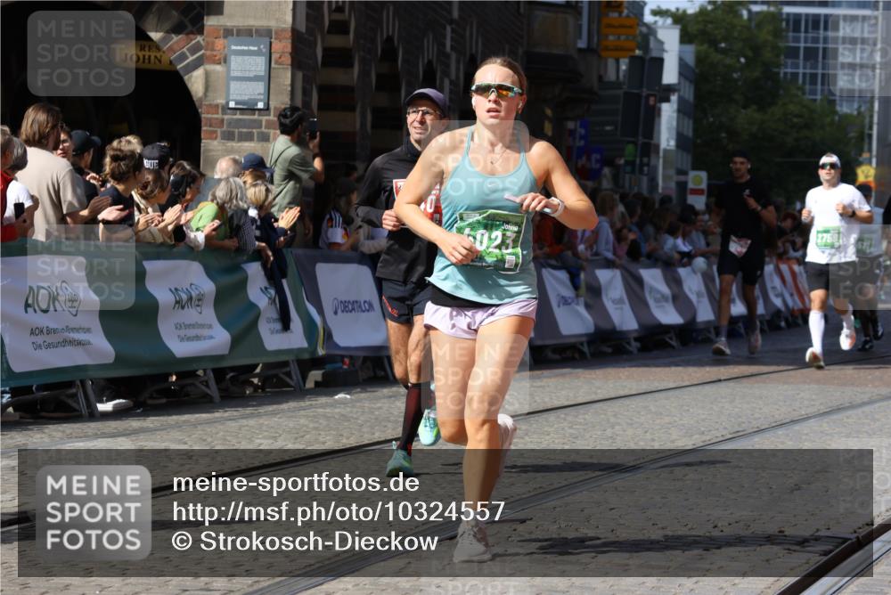 13.09.2026 - 21. swb-Marathon Bremen Strokosch-Dieckow http://msf.ph/oto/10324557 13.09.2026 13:10:51 Ziel 604, 640, 1181, 1277, 1554, 2605, 3959, 4727, 5066, 5152, 5532, 5620, 5648, 6267, 7881, 8033, 8709, 335, 697, 2021, 2759, 3647, 4475, 4571, 5079, 6471, 6657, 8183, 9410, 9622 meine-sportfotos.de