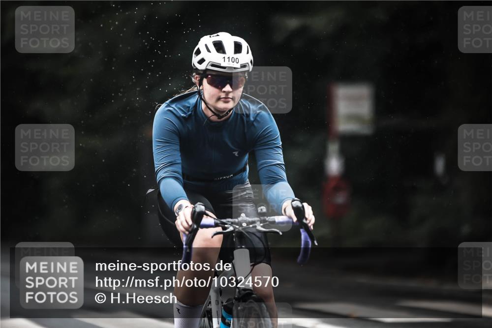 13.09.2026 - Stadtparktriathlon H.Heesch http://msf.ph/oto/10324570 13.09.2026 12:42:26 Radfahren 1043, 1100, 1106, 1139, 1144, 1159, 1168 meine-sportfotos.de