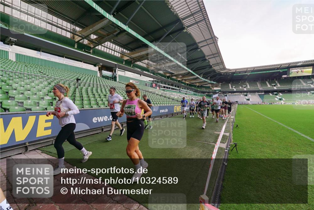 13.09.2026 - 21. swb-Marathon Bremen Michael Burmester http://msf.ph/oto/10324589 13.09.2026 13:27:32 Laufen im Stadion 111, 186, 202, 357, 364, 390, 478, 597, 726, 829, 833, 888, 925, 1077, 1220, 1412, 1473, 1496, 1608, 1700, 1769, 1958, 1961, 1984, 2236, 2273, 2309, 2388, 2404, 2428, 2502, 2507, 2508, 2542, 2558, 2576, 2582, 2592, 2725, 2748, 2817, 2875, 2876, 2923, 2965, 2970, 3045, 3047, 3050, 3073, 3084, 3184, 3219, 3359, 3540, 3589, 3592, 3629, 3756, 3885, 3907, 3978, 4238, 4457, 4660 meine-sportfotos.de