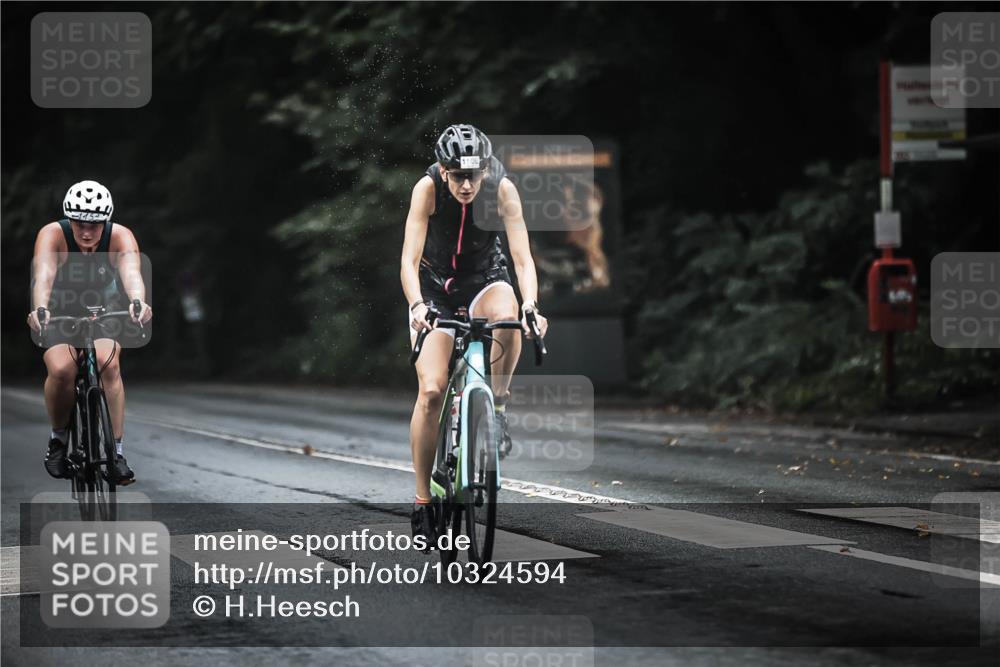 13.09.2026 - Stadtparktriathlon H.Heesch http://msf.ph/oto/10324594 13.09.2026 12:42:29 Radfahren 1043, 1096, 1100, 1106, 1117, 1139, 1144, 1159 meine-sportfotos.de