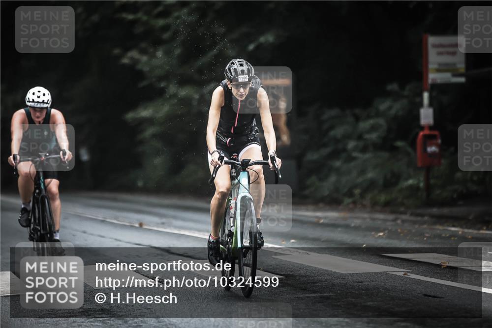 13.09.2026 - Stadtparktriathlon H.Heesch http://msf.ph/oto/10324599 13.09.2026 12:42:29 Radfahren 1043, 1096, 1100, 1106, 1117, 1139, 1144, 1159 meine-sportfotos.de
