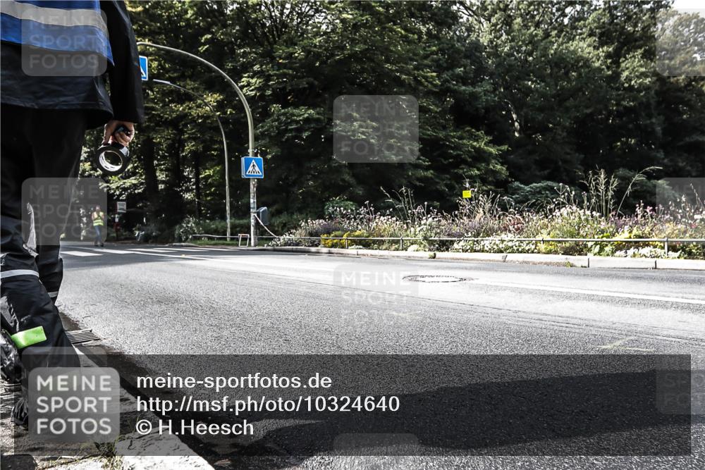 13.09.2026 - Stadtparktriathlon H.Heesch http://msf.ph/oto/10324640 13.09.2026 11:29:33 Radfahren  meine-sportfotos.de