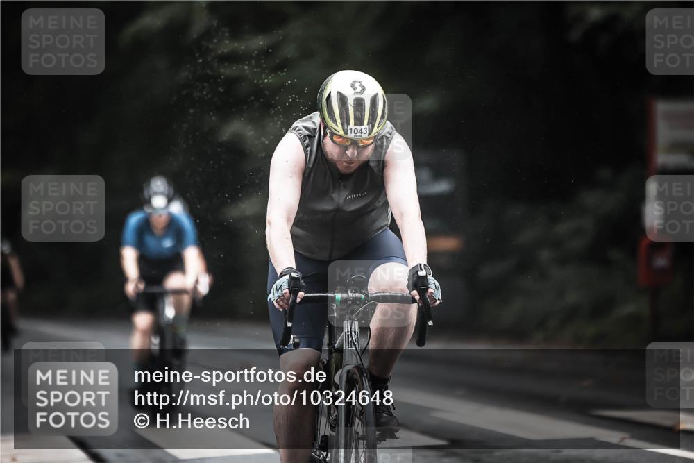 13.09.2026 - Stadtparktriathlon H.Heesch http://msf.ph/oto/10324648 13.09.2026 12:42:33 Radfahren 1043, 1096, 1106, 1117, 1139, 1141, 1159, 1188 meine-sportfotos.de