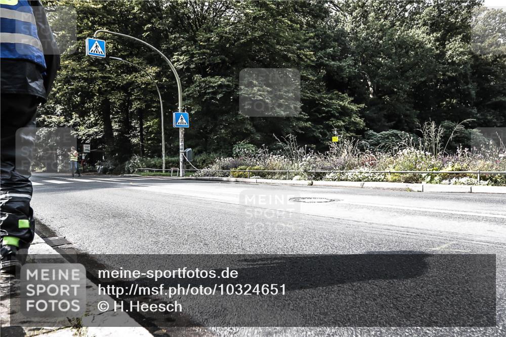 13.09.2026 - Stadtparktriathlon H.Heesch http://msf.ph/oto/10324651 13.09.2026 11:29:33 Radfahren  meine-sportfotos.de