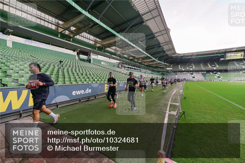 13.09.2026 - 21. swb-Marathon Bremen Michael Burmester http://msf.ph/oto/10324681 13.09.2026 13:27:39 Laufen im Stadion 111, 186, 202, 357, 364, 390, 478, 597, 726, 829, 833, 888, 925, 1077, 1220, 1412, 1473, 1496, 1608, 1700, 1769, 1958, 1961, 1984, 2236, 2273, 2309, 2388, 2404, 2428, 2502, 2507, 2542, 2574, 2576, 2582, 2592, 2725, 2748, 2817, 2875, 2876, 2923, 2965, 3045, 3047, 3050, 3061, 3073, 3084, 3184, 3219, 3359, 3540, 3589, 3592, 3629, 3756, 3826, 3885, 3907, 3978, 4108, 4238, 4457, 4660 meine-sportfotos.de