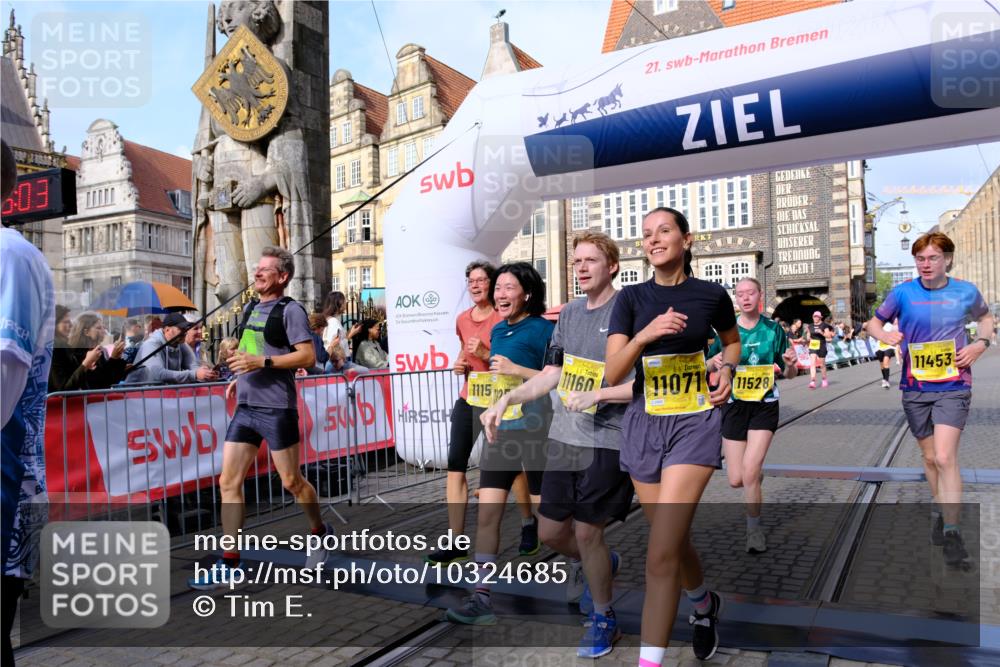 13.09.2026 - 21. swb-Marathon Bremen Tim E. http://msf.ph/oto/10324685 13.09.2026 11:00:20 Ziel 10175, 10691, 10758, 10867, 11071, 11158, 11159, 11160, 11250, 11259, 11427, 11445, 11453, 11524, 11525, 11528, 11587, 11588, 11589, 11637, 11879, 11904, 11907, 12123, 12238, 12239, 12274, 12352, 12388 meine-sportfotos.de