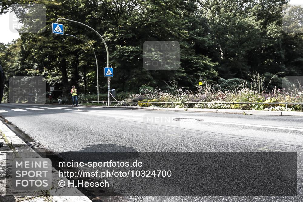 13.09.2026 - Stadtparktriathlon H.Heesch http://msf.ph/oto/10324700 13.09.2026 11:29:42 Radfahren  meine-sportfotos.de