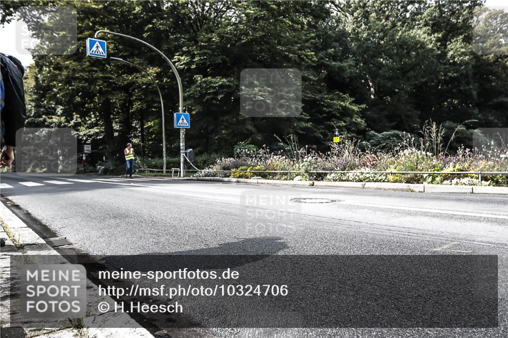 13.09.2026 - Stadtparktriathlon H.Heesch http://msf.ph/oto/10324706 13.09.2026 11:29:42 Radfahren  meine-sportfotos.de