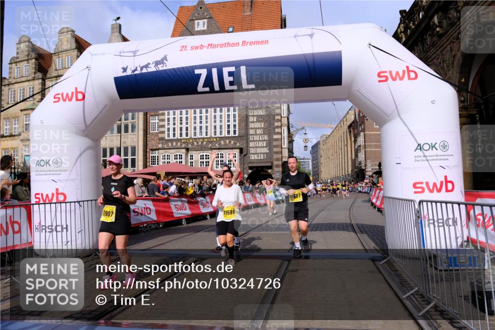 13.09.2026 - 21. swb-Marathon Bremen Tim E. http://msf.ph/oto/10324726 13.09.2026 11:00:24 Ziel 10175, 10758, 10867, 11016, 11071, 11158, 11159, 11160, 11250, 11259, 11445, 11453, 11524, 11525, 11528, 11587, 11588, 11589, 11879, 11907, 12123, 12238, 12239, 12274, 12352 meine-sportfotos.de