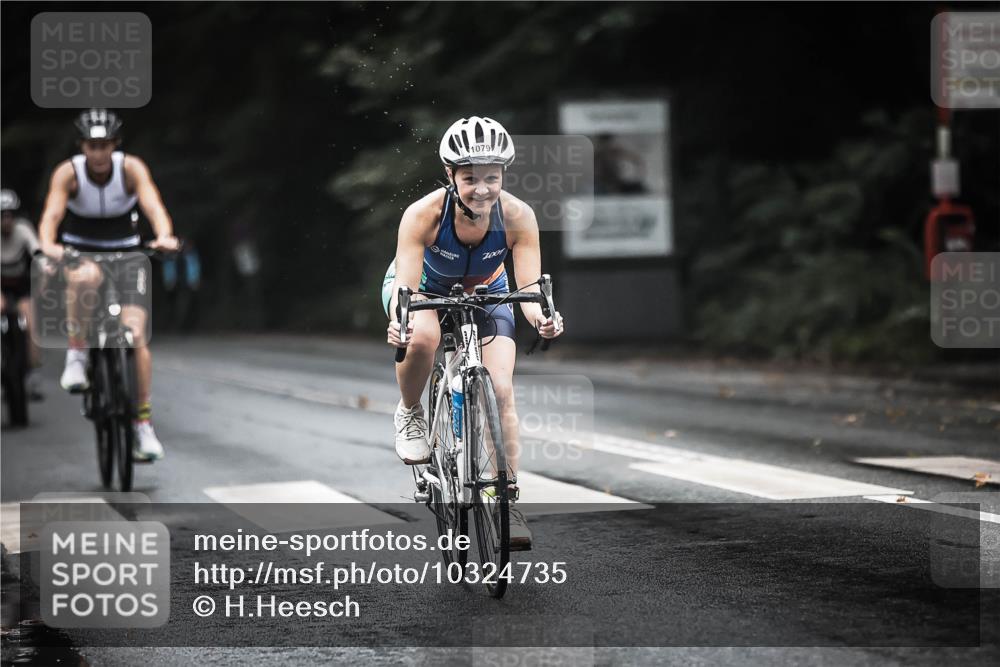 13.09.2026 - Stadtparktriathlon H.Heesch http://msf.ph/oto/10324735 13.09.2026 12:42:43 Radfahren 1079, 1119, 1141, 1167, 1188, 1219 meine-sportfotos.de