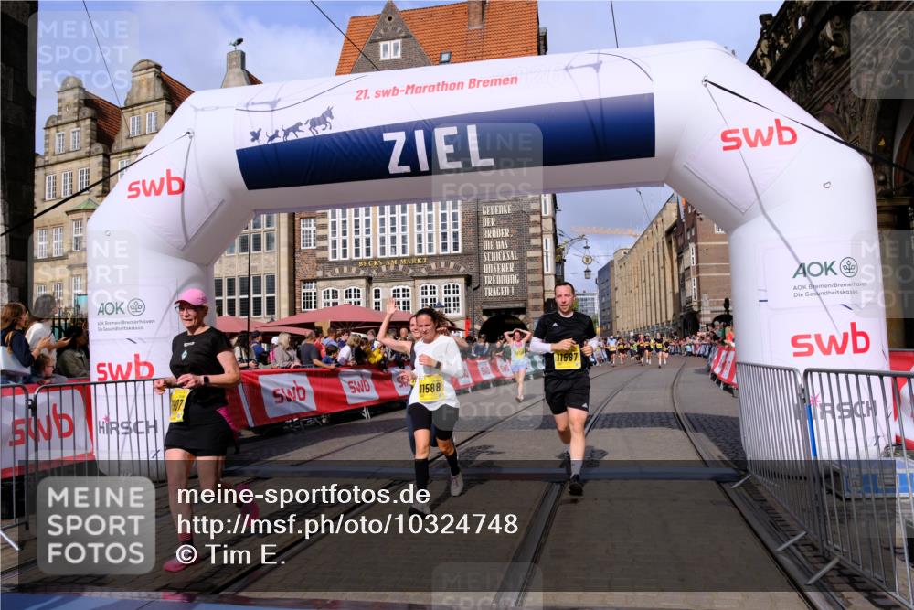 13.09.2026 - 21. swb-Marathon Bremen Tim E. http://msf.ph/oto/10324748 13.09.2026 11:00:24 Ziel 10175, 10758, 10867, 11016, 11071, 11158, 11159, 11160, 11250, 11259, 11445, 11453, 11524, 11525, 11528, 11587, 11588, 11589, 11879, 11907, 12123, 12238, 12239, 12274, 12352 meine-sportfotos.de