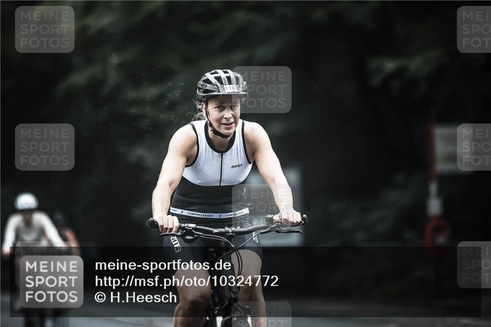 13.09.2026 - Stadtparktriathlon H.Heesch http://msf.ph/oto/10324772 13.09.2026 12:42:45 Radfahren 1079, 1119, 1167, 1219 meine-sportfotos.de